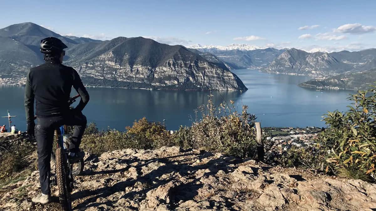 Tour in e-bike sul lago d'Iseo